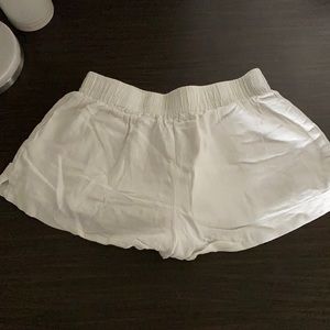 white flowy shorts